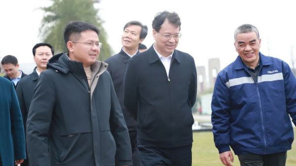 成績突飛猛進(jìn) | 時隔兩年，貴州省副省長郭錫文再訪中偉